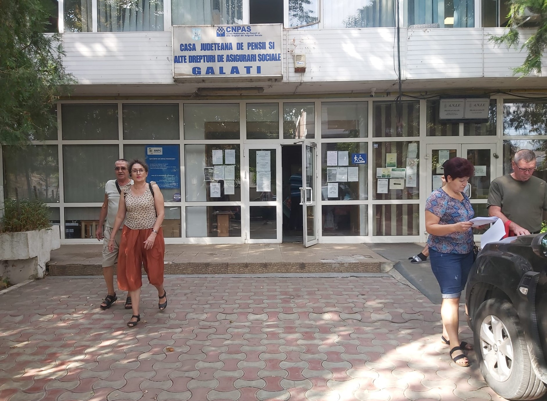 O sută de gălățeni au pensii calculate de un leu! 45.048 de lei - cea mai mare „specială”