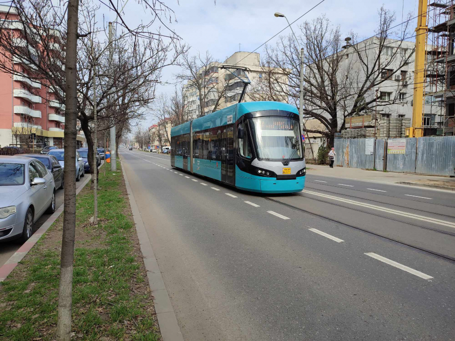 Tramvaie înlocuite cu autobuze, două seri la rând