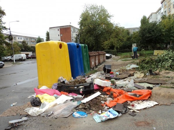 Orașul în care taxa pe gunoi este mai scumpă decât cea pe locuință
