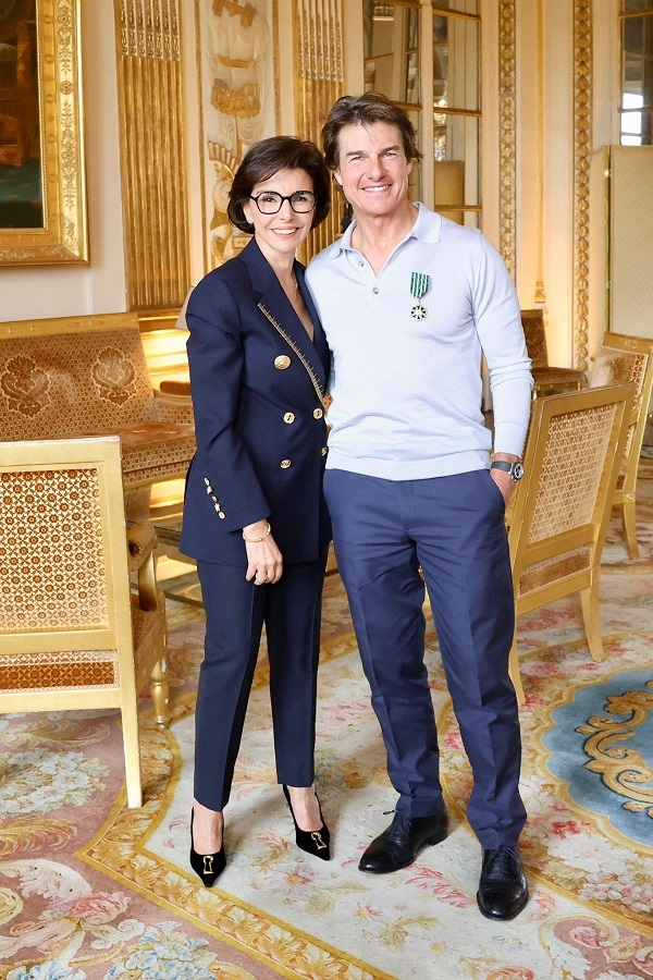 Tom Cruise, „cavaler” al Franței
