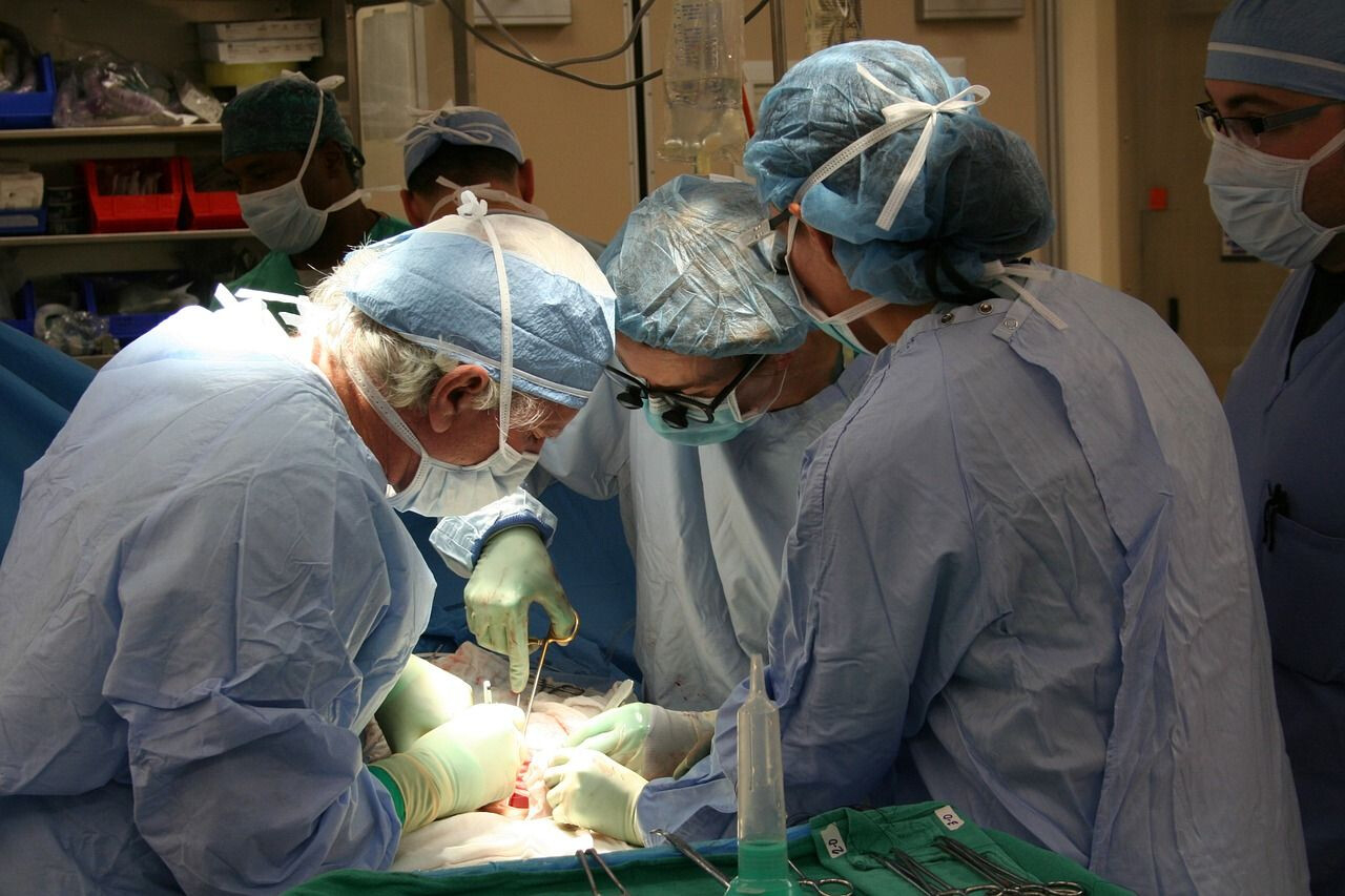 Primul transplant renal la un pacient cu HIV