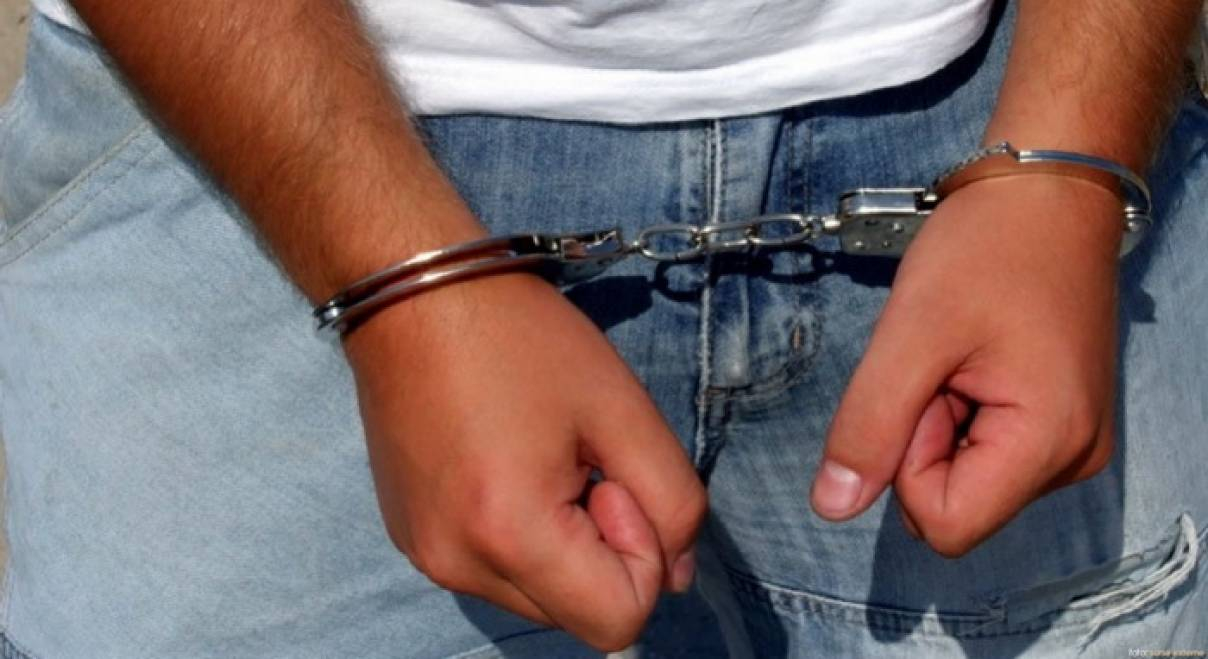 Hoţ cu gusturi fine, reţinut după o spargere în centrul oraşului