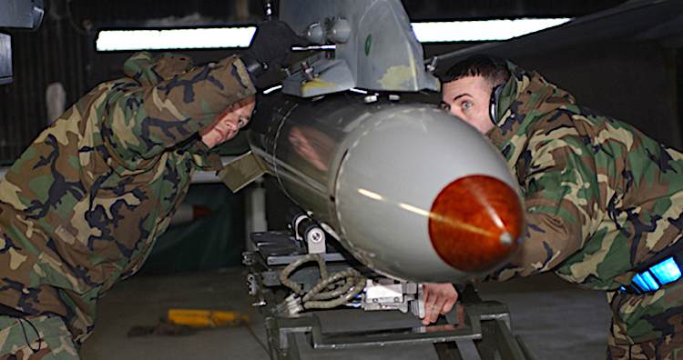 Suedia, deschisă desfășurării de arme nucleare