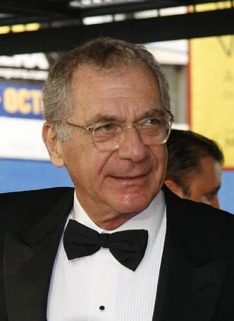 Oameni de seamă. Sydney Pollak, un prolific regizor și producător de filme