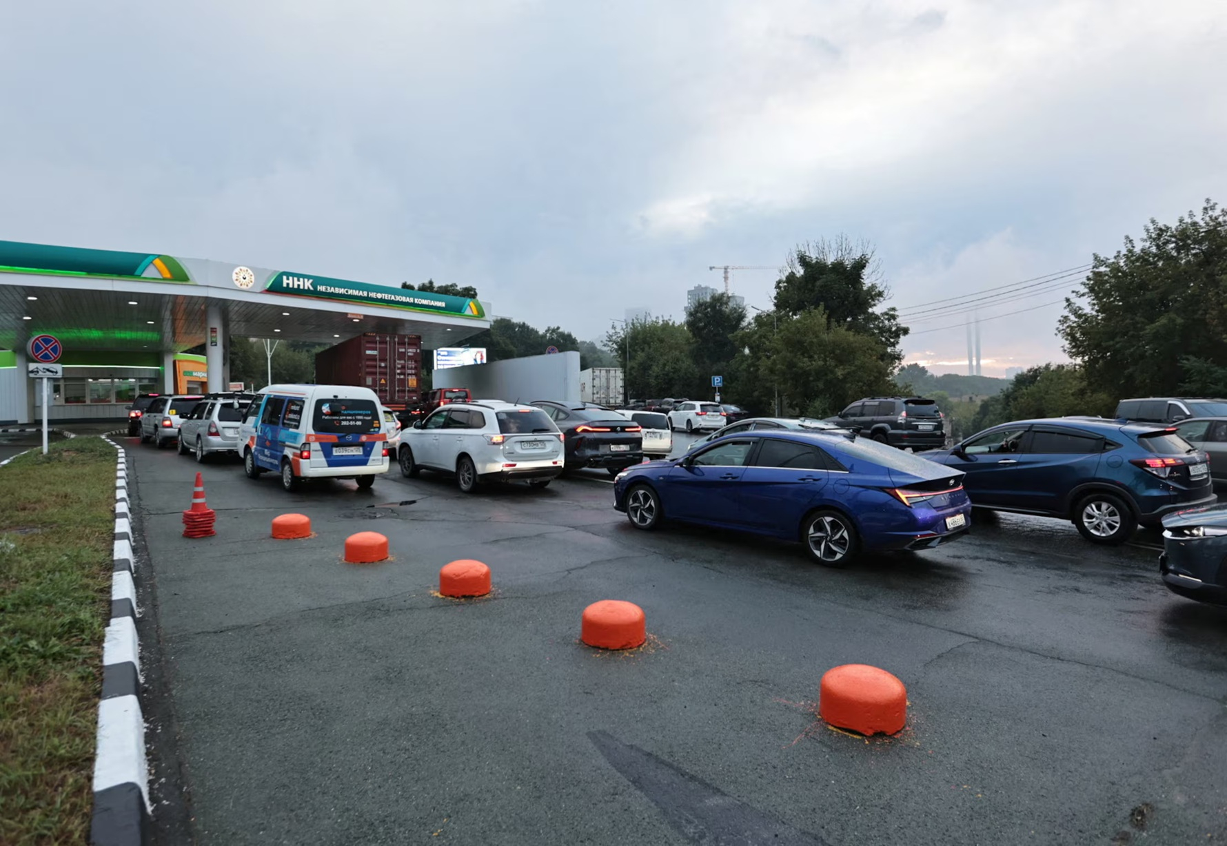 Rusia va importa benzină din Asia, după atacurile ucrainene asupra rafinăriilor