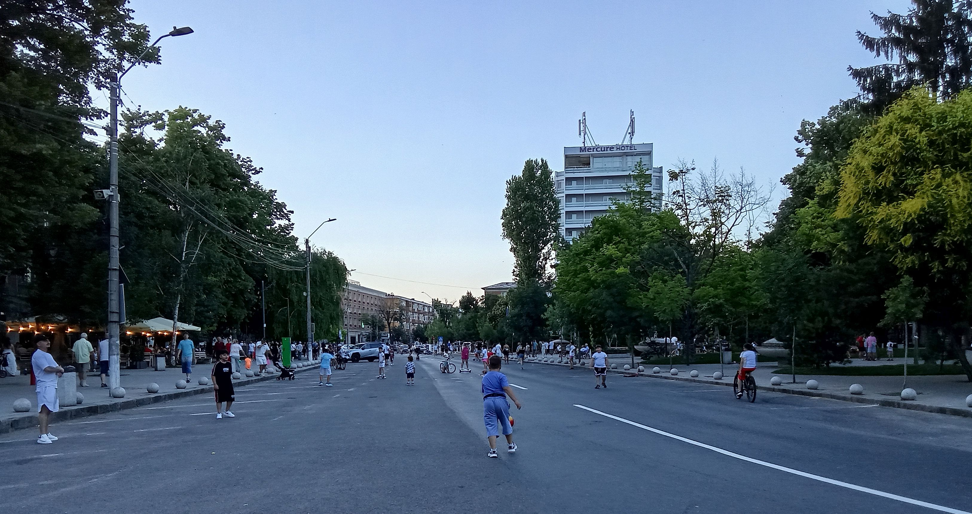 Restricţii de trafic şi trasee deviate la final de săptămână