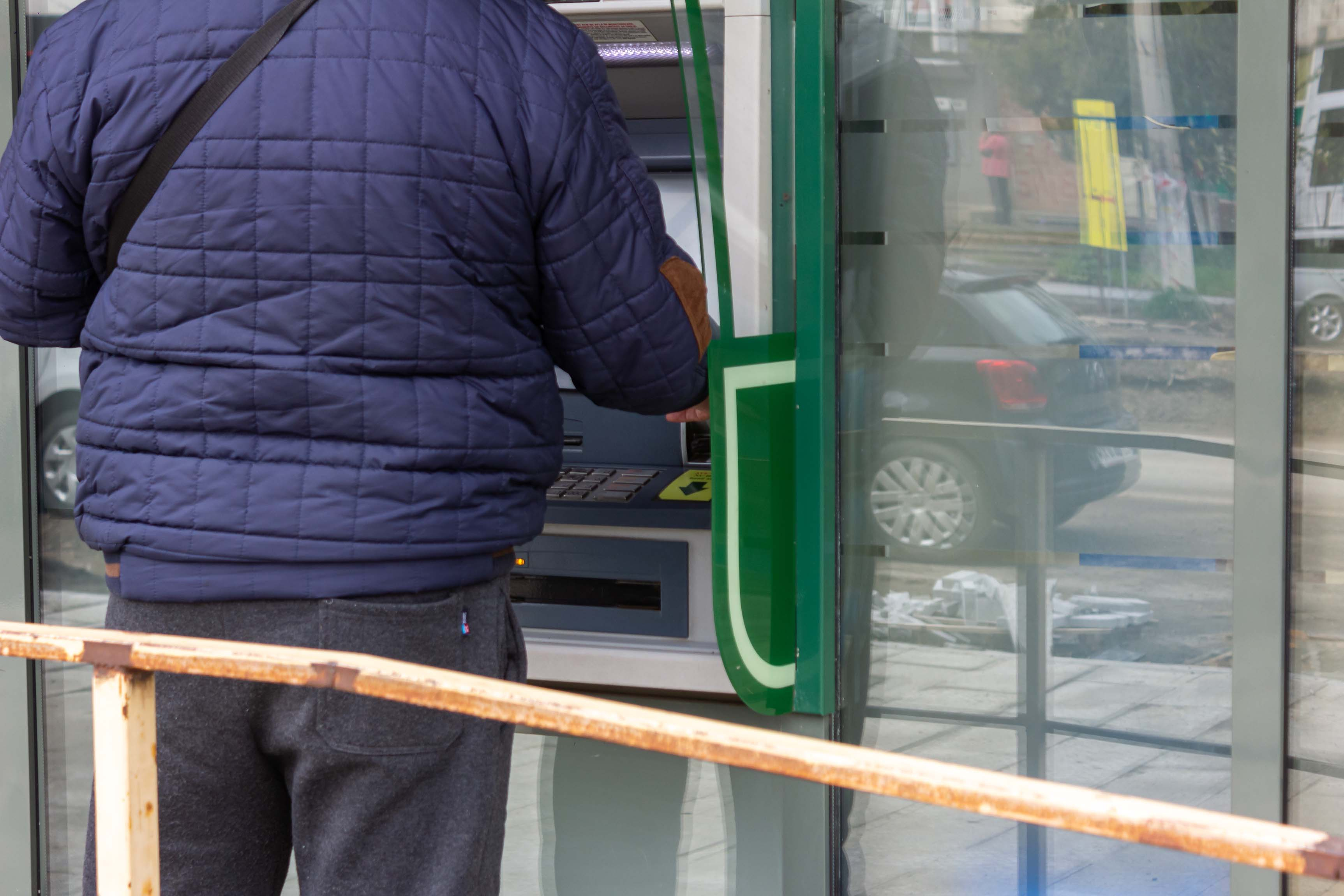 Liberty a început plata salariilor siderurgiştilor pe luna octombrie