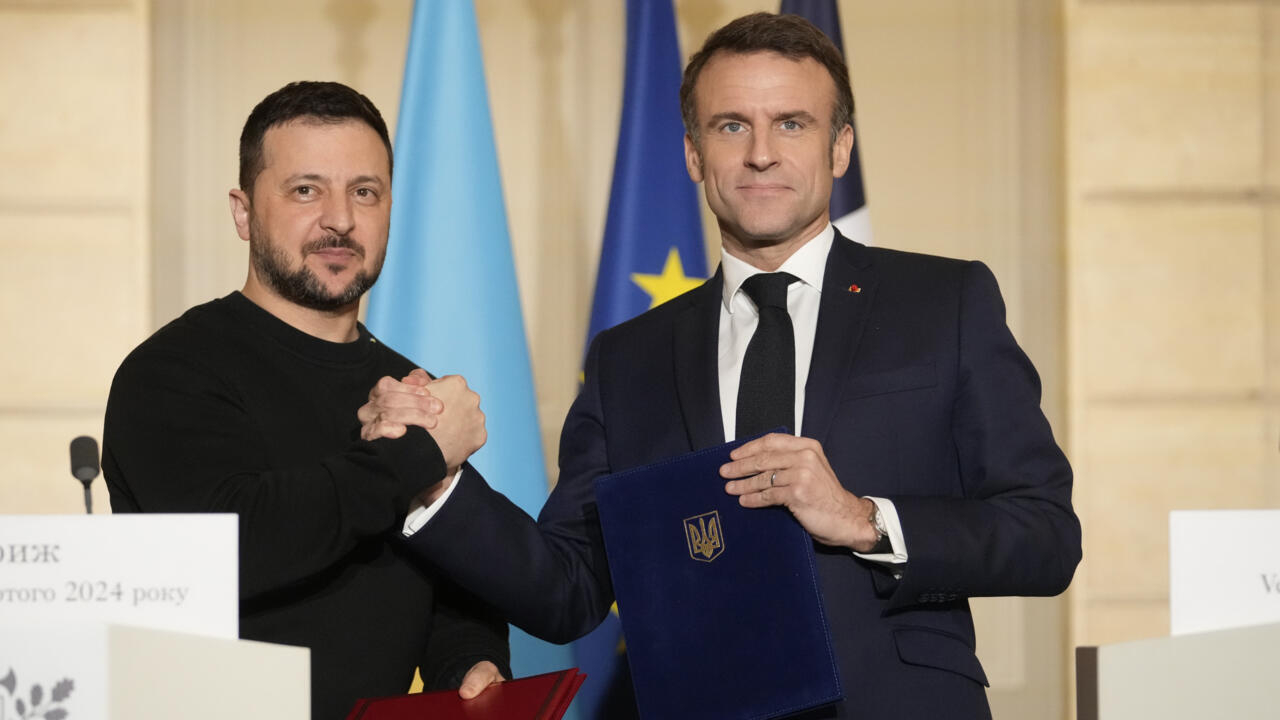 Zelenski se așteaptă la un „acord istoric” cu Franța