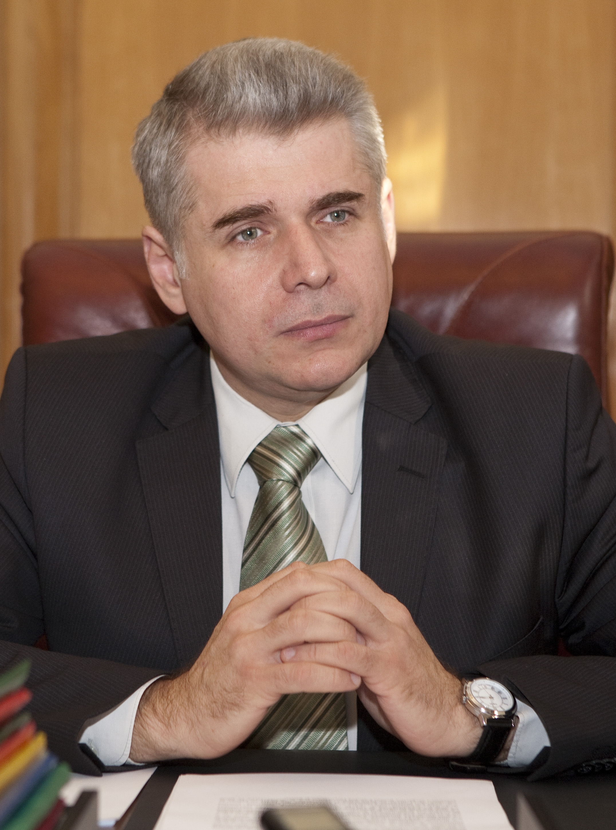 O nouă AMÂNARE în dosarul de CORUPŢIE al fostului prefect Bocăneanu