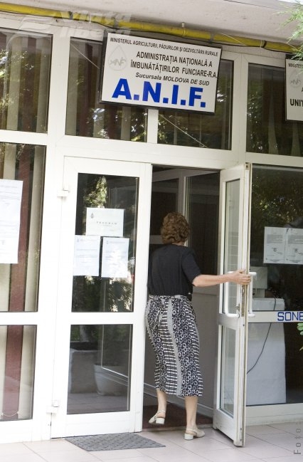 ANIF renunţă la 3.500 de angajaţi