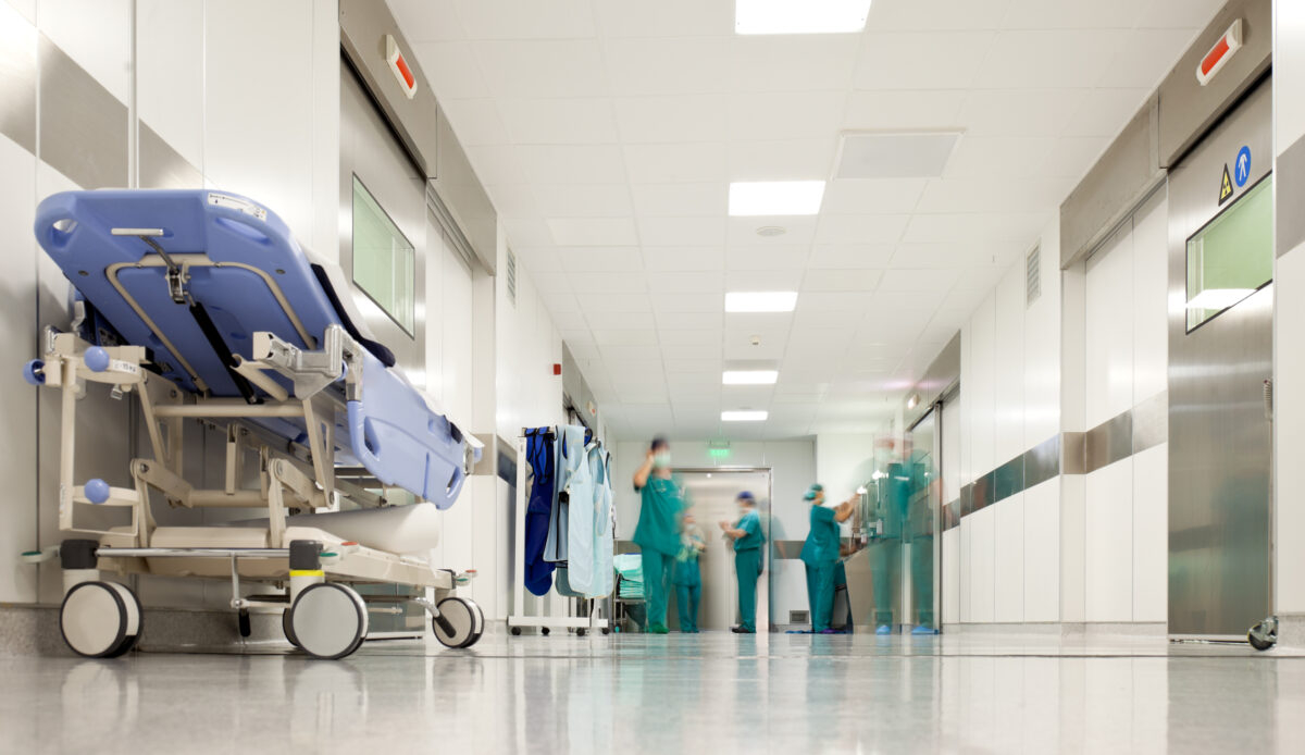 Peste 80 de medici ATI români din Franța iau apărarea doctorițelor de la „Sf. Pantelimon”