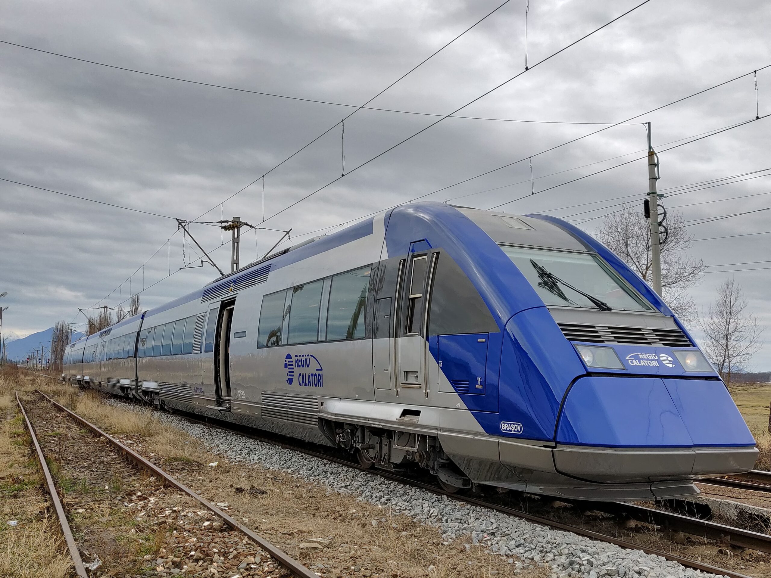 Noi trenuri între Galați și nordul Moldovei