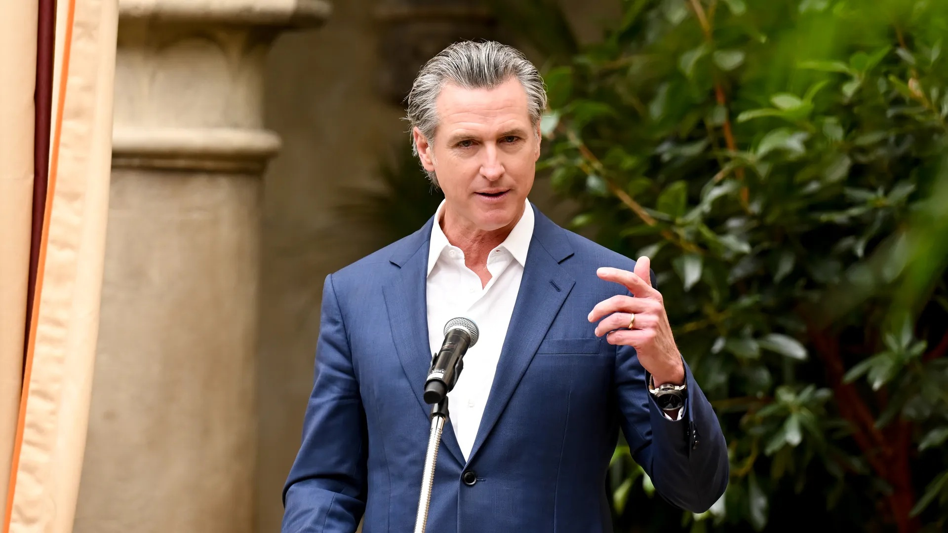 California vrea acorduri separate cu restul lumii