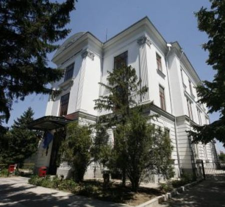 Biblioteca ”V. A. Urechia” îşi modifică programul
