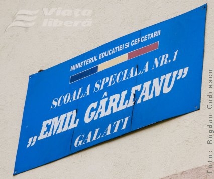 Profesorii, chestionaţi de inspectori la Şcoala „Emil Gârleanu”
