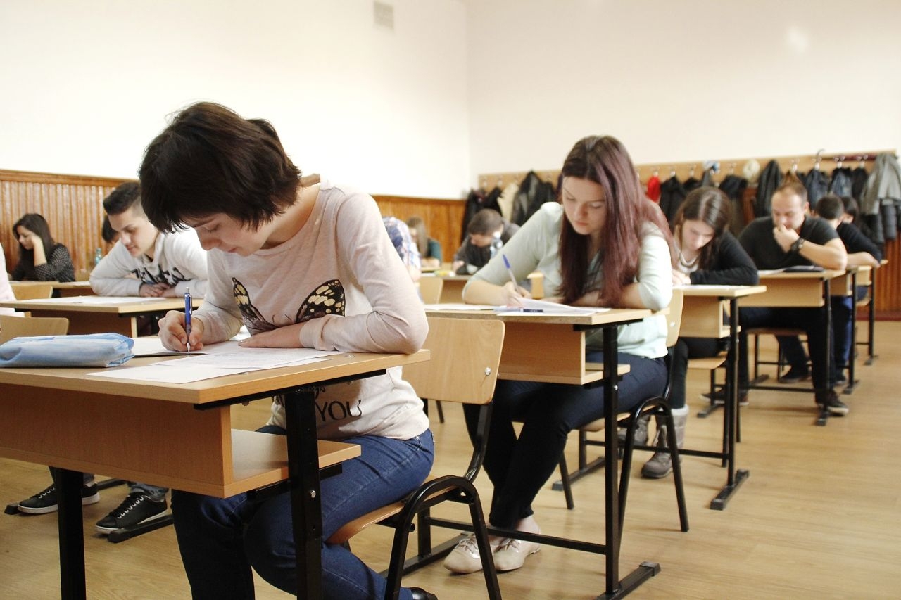 BACALAUREAT 2016. Miercuri, proba la matematică şi istorie