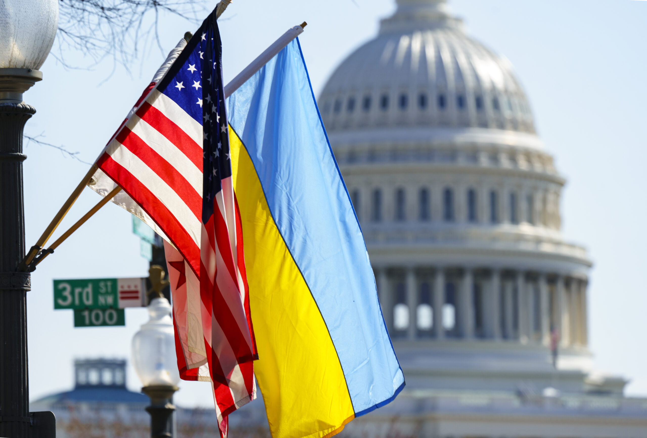 Donald Trump ”torpilează” ajutorul financiar pentru Ucraina