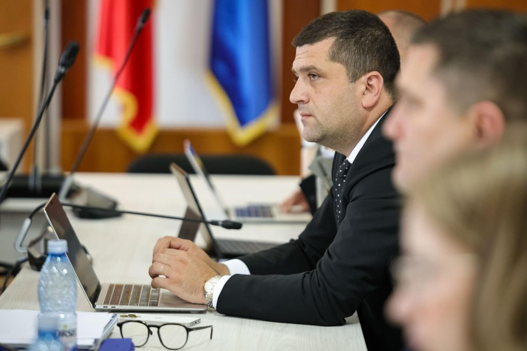 Ministrul Apărării dă asigurări că nu există riscuri militare din partea Iranului