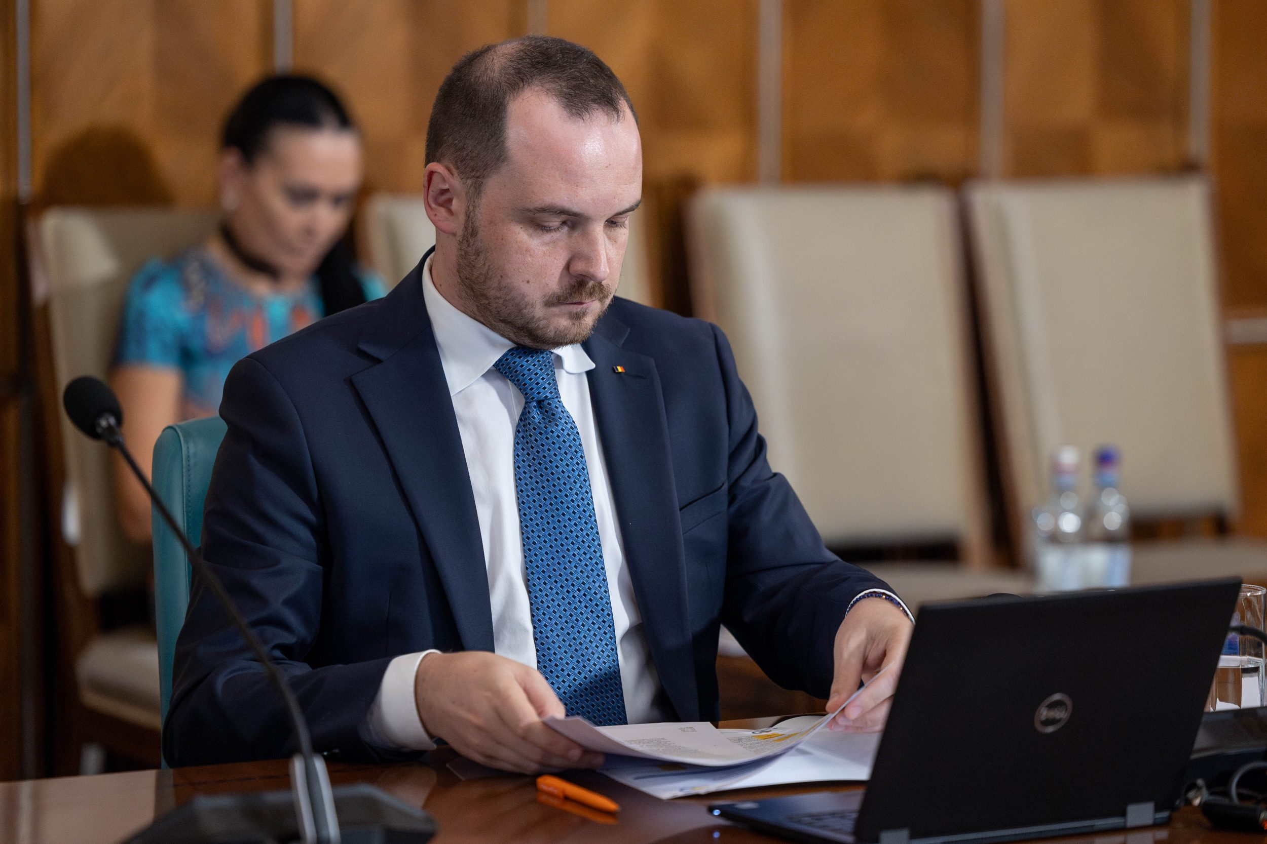 Ministrul Sănătății, în negocieri cu giganții farma și Banca Mondială