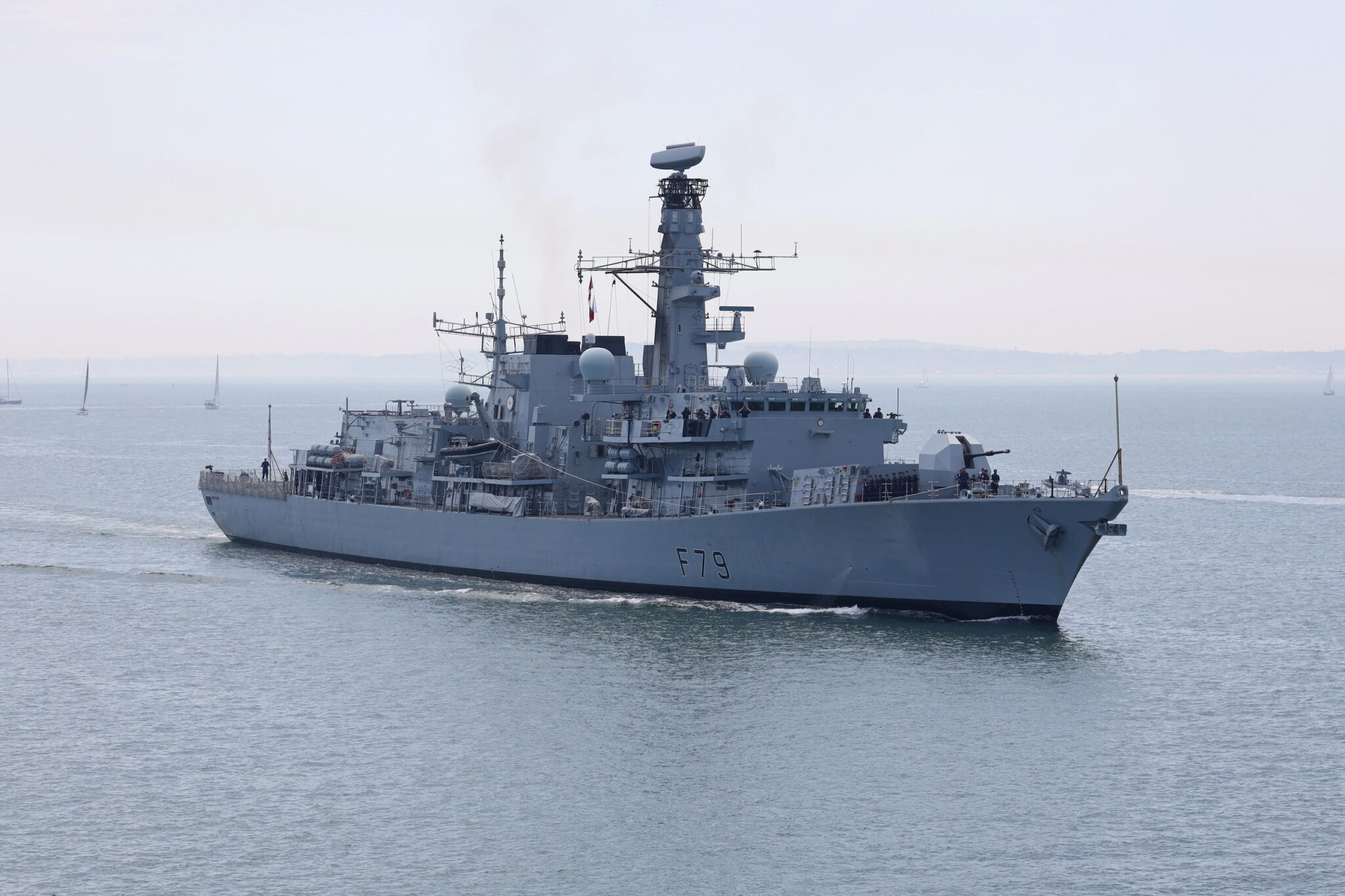 Nave rusești, interceptate în apropierea apelor britanice