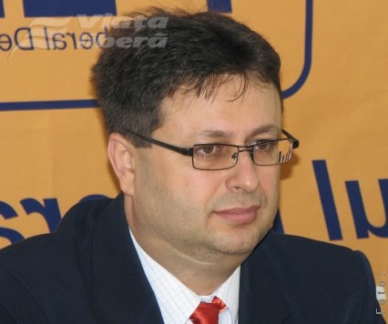 Dacă Băsescu nu e, nimic nu e…  