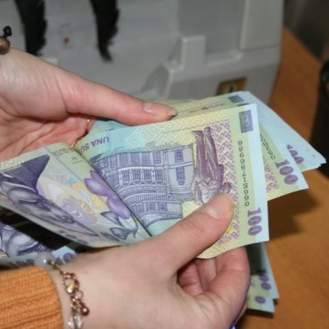 Venitul minim garantat creşte cu 8,5% din iulie şi cu 4,5% din 2014
