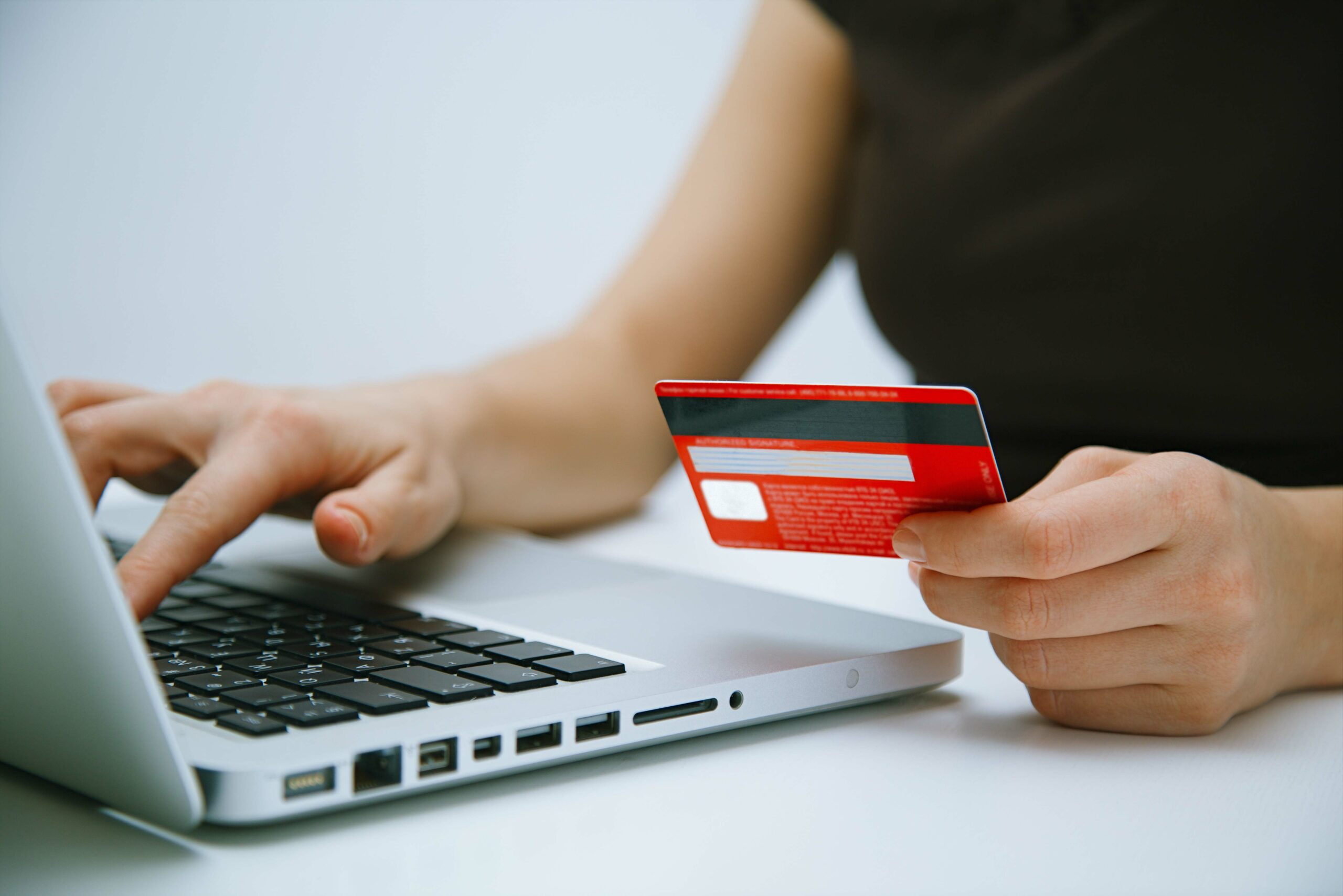 Curs de plăți online pentru seniorii gălățeni