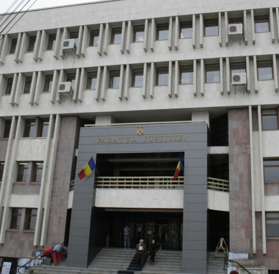 Judecători gălățeni, eliberați din funcție de la Cotroceni