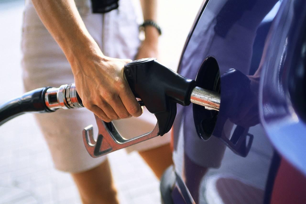 PREȚUL CARBURANȚILOR, anchetat de Consiliul Concurenţei