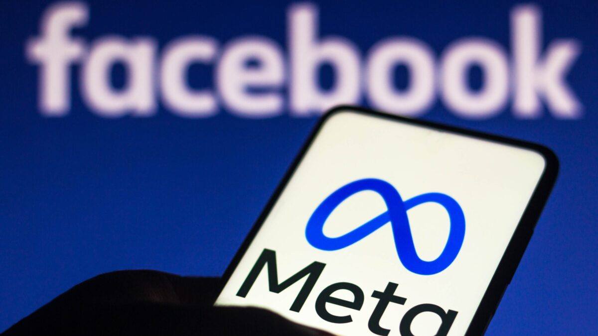 Rețea de pagini Facebook care i-a influenţat pe alegătorii români