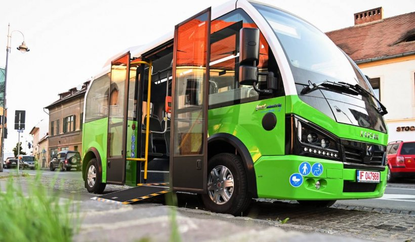 Microbuze electrice pentru elevi
