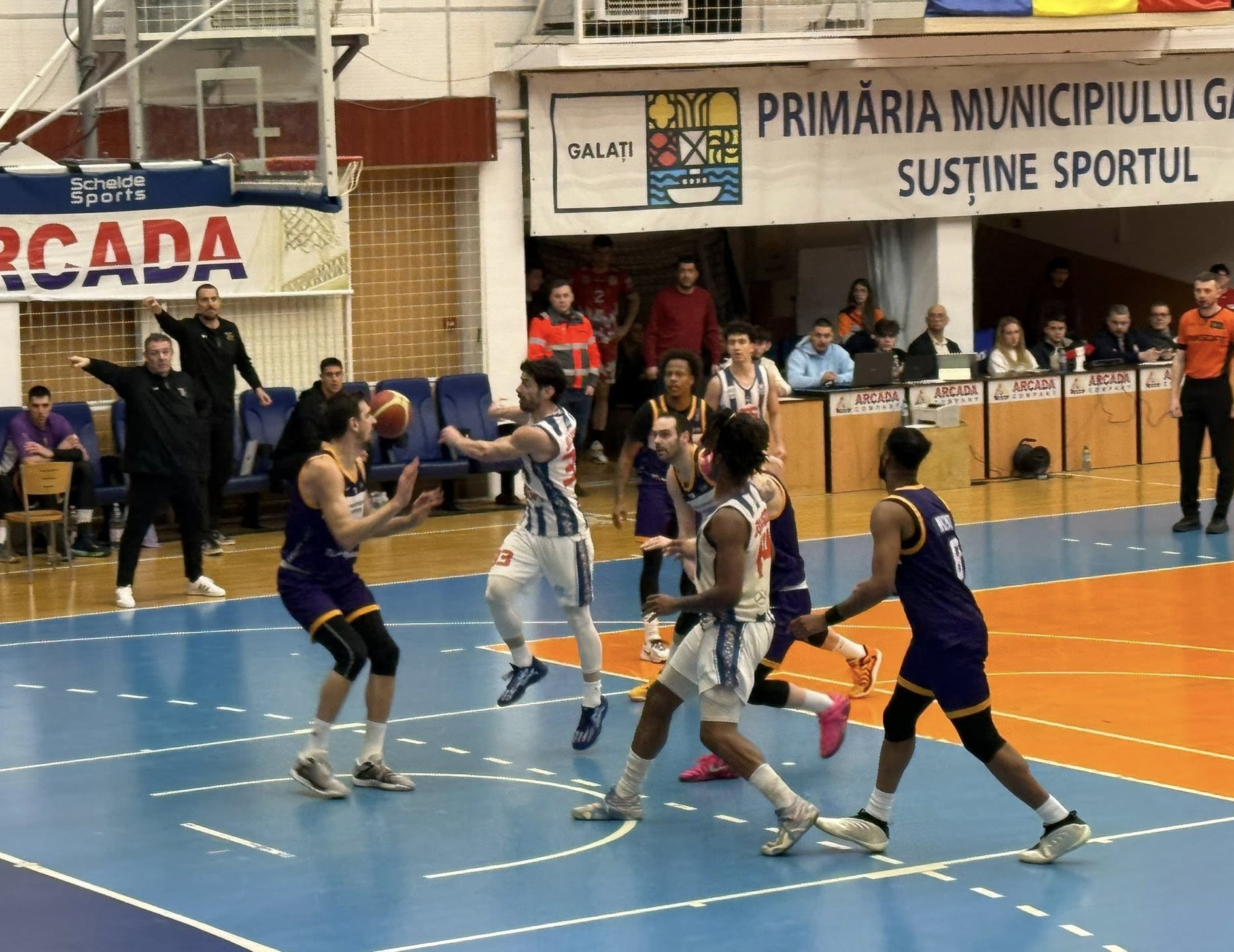 Prestaţie apreciată, dar un nou insucces. Din sportul gălăţean