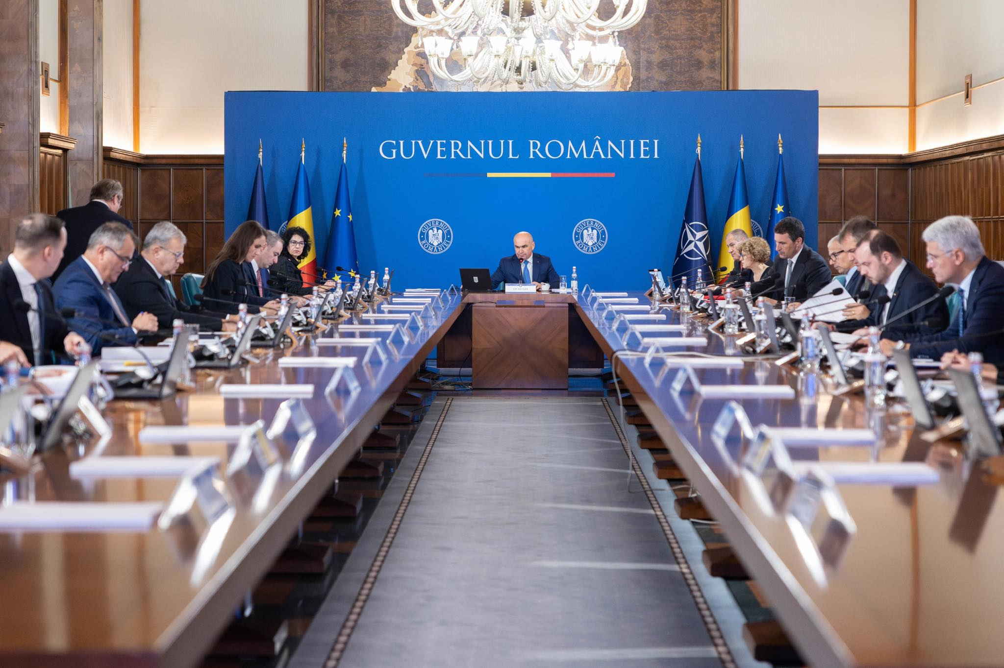 Restructurări în administrația publică și stimulente pentru mediul de afaceri
