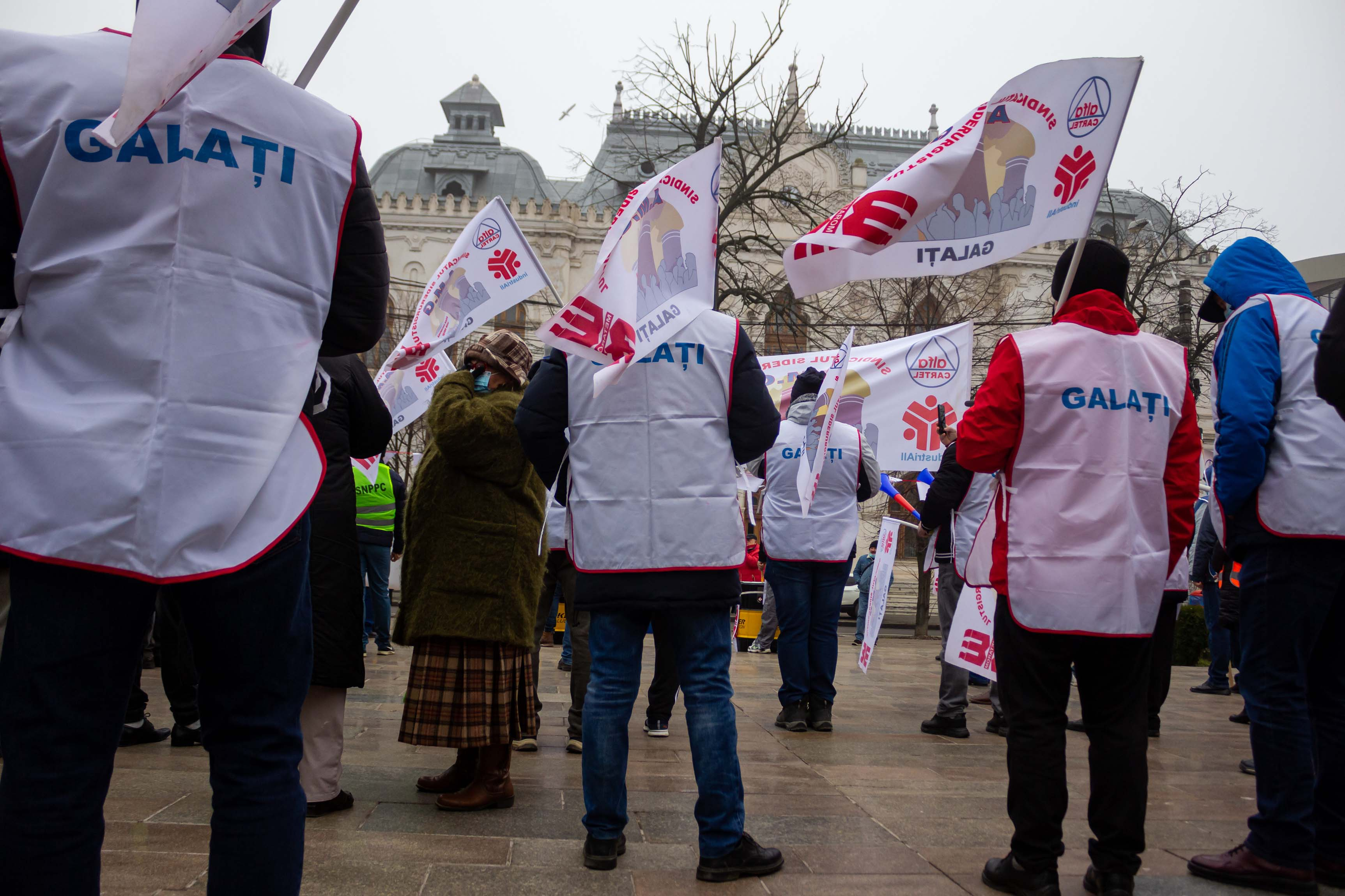 Sindicatele ies în stradă și la Galați. Miercuri, pichetare și marș de protest