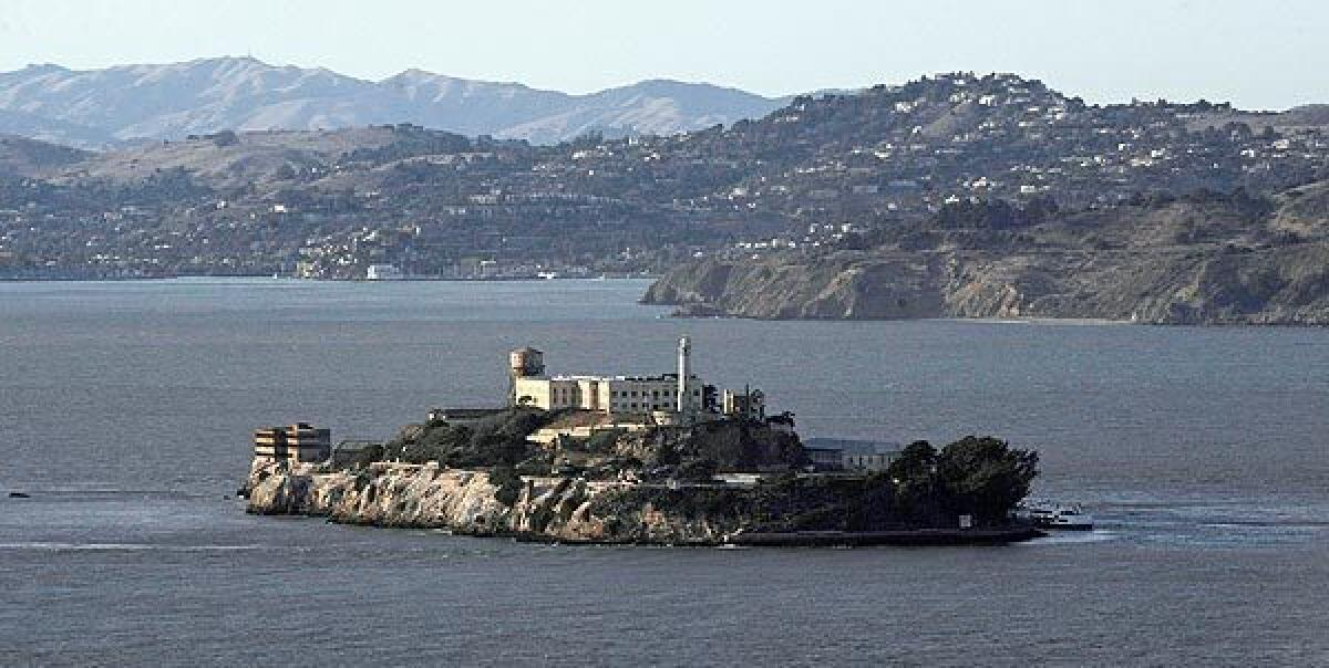 Donald Trump ordonă redeschiderea închisorii Alcatraz
