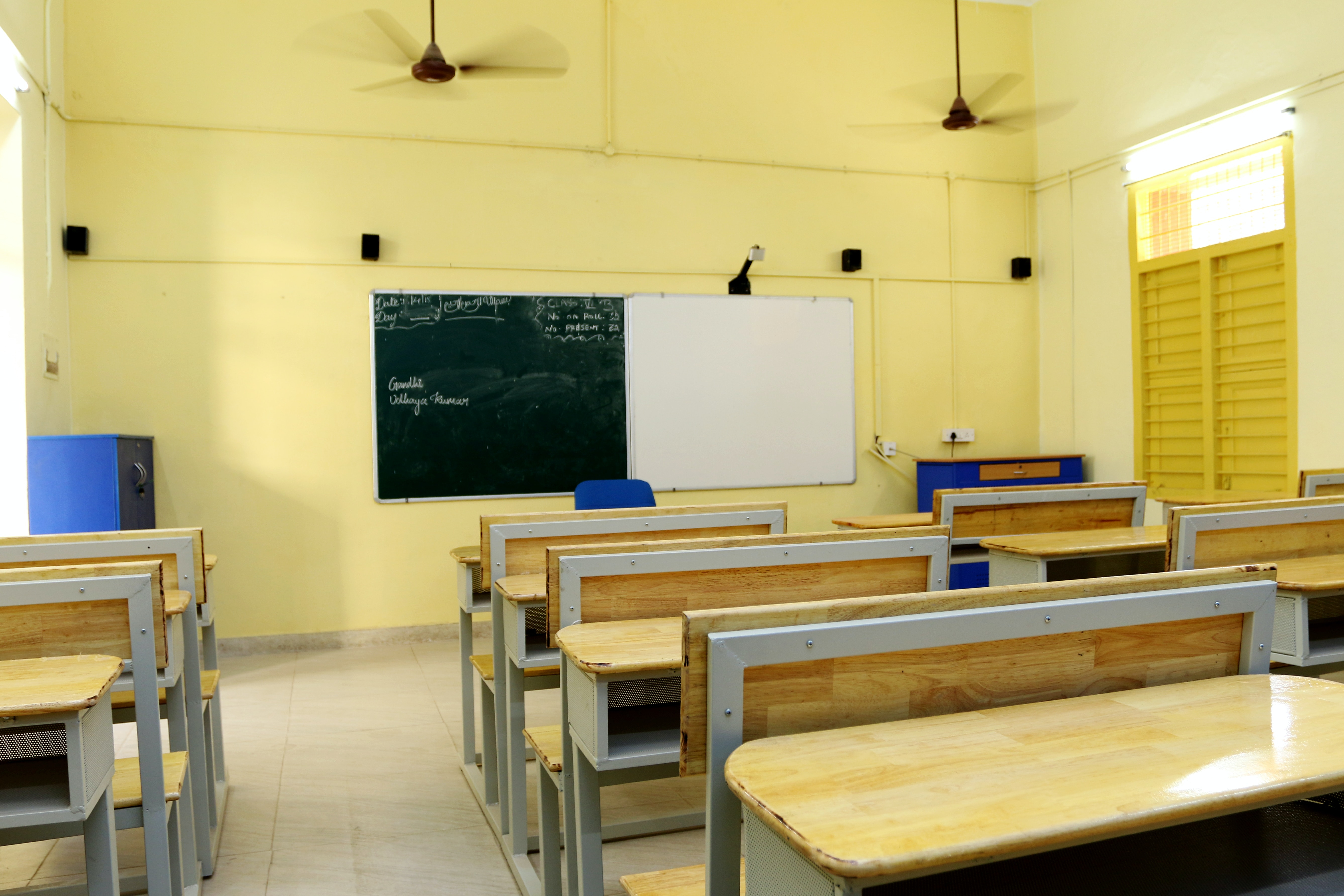 Aproape cinci pe loc la examenul de titularizare
