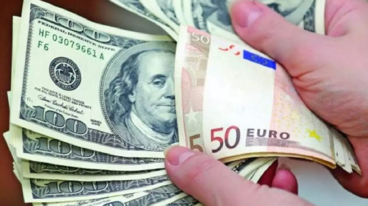 Euro a revenit la 5,24 lei, după noile atacuri din Golf