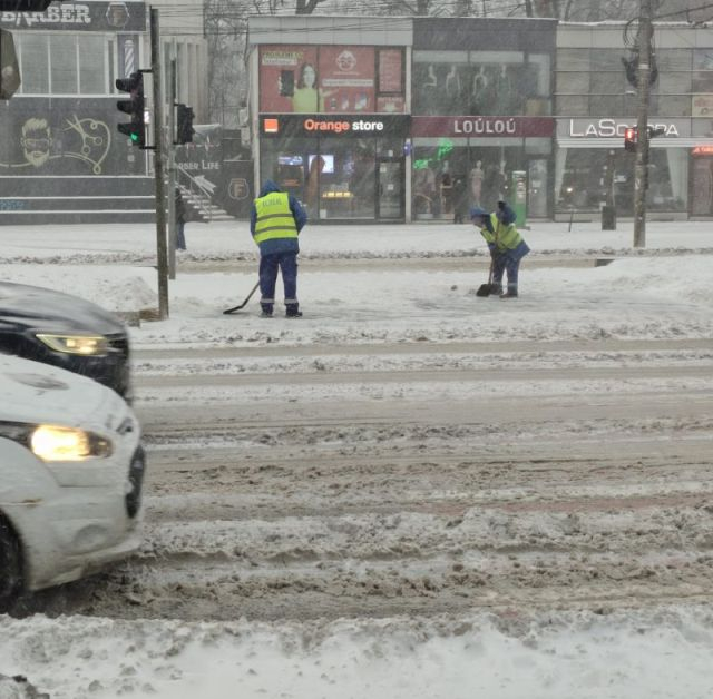 Deszăpezire îngreunată. Primăria Galaţi face apel la responsabilitate