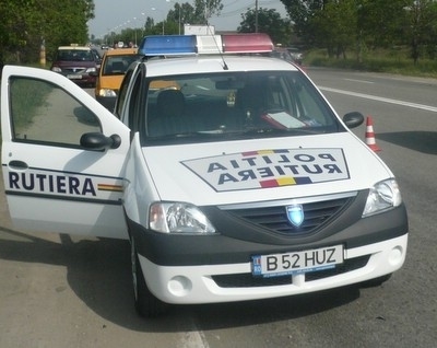Fără permis şi fără conştiinţă! Un gălăţean a accidentat o minoră şi a fugit