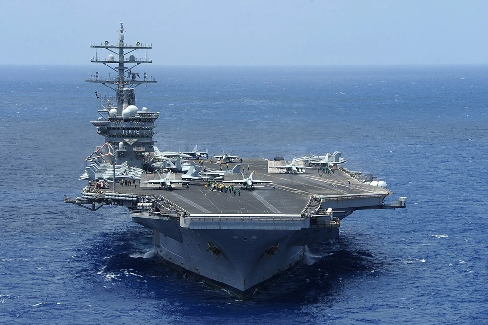 SUA trimite încă un portavion în estul Mediteranei