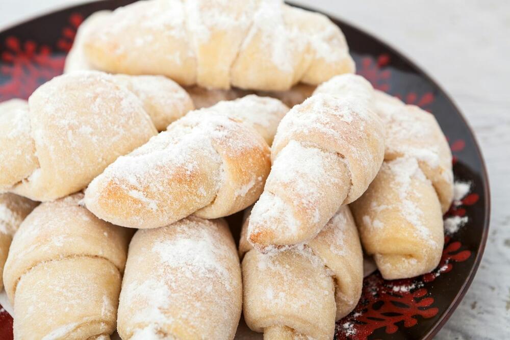 Cornulețe de post care devin mai fragede pe zi ce trece