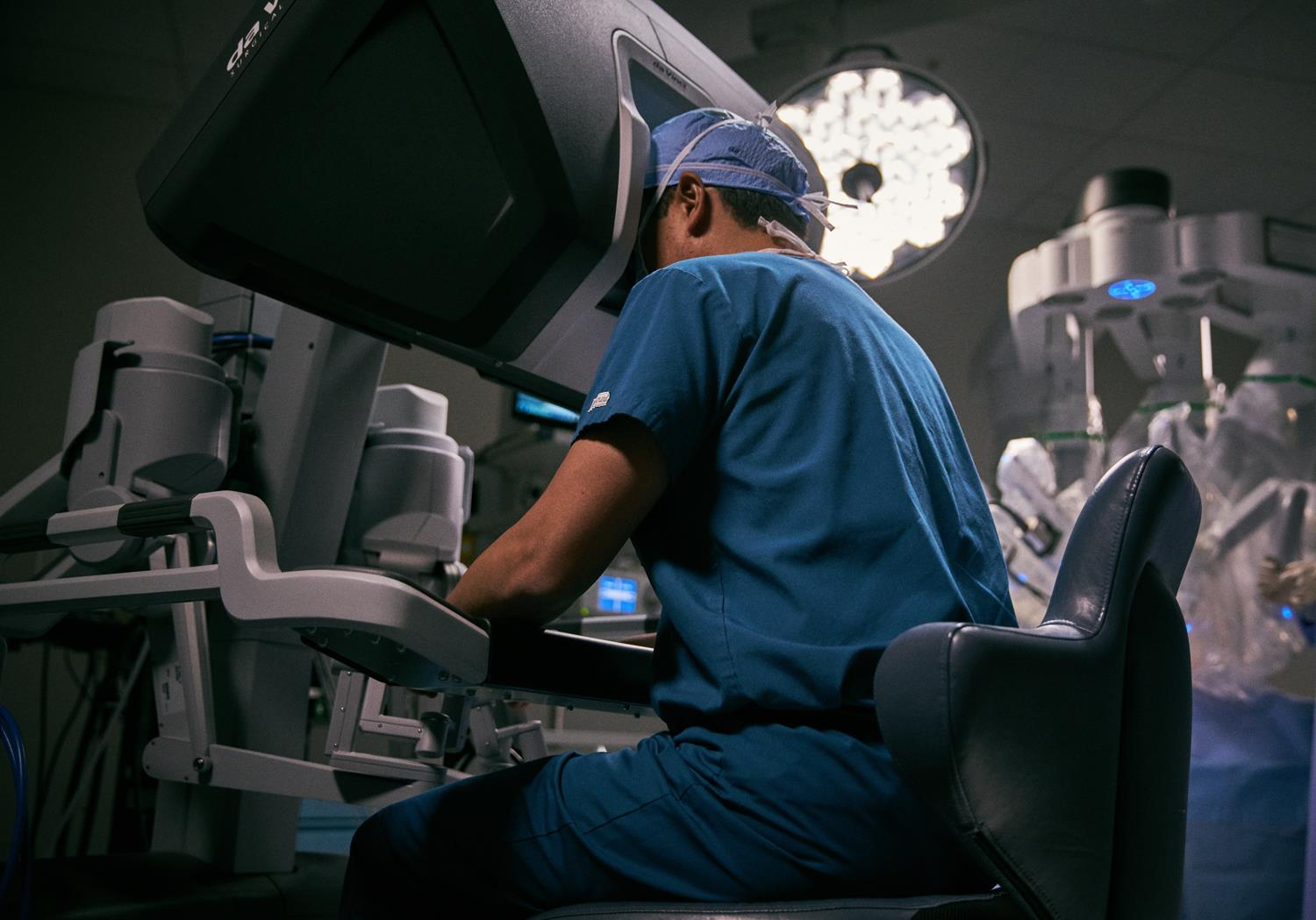 Un robot îi menține virili pe cei cu boli de prostată