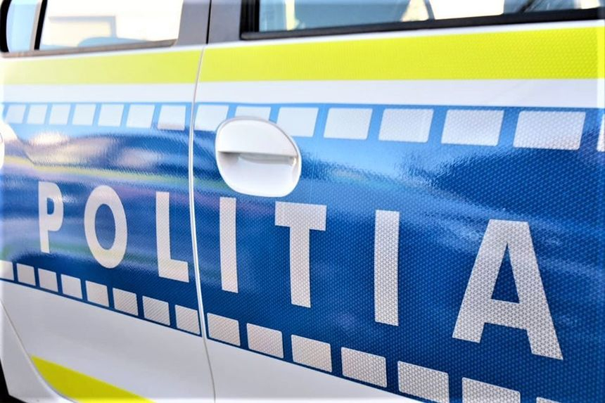 Prins la volan cu 103 km/h peste limita legală
