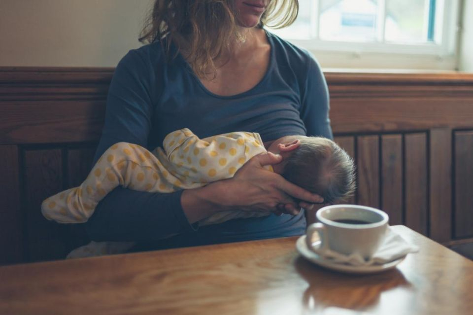 Câtă cafea poți bea în timpul alăptării