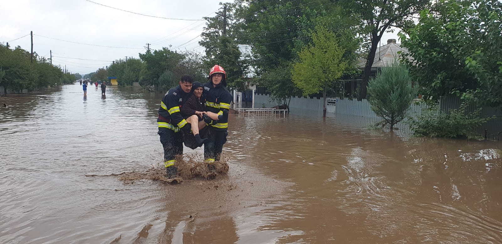Județul dintre ape, sat condamnat la înec