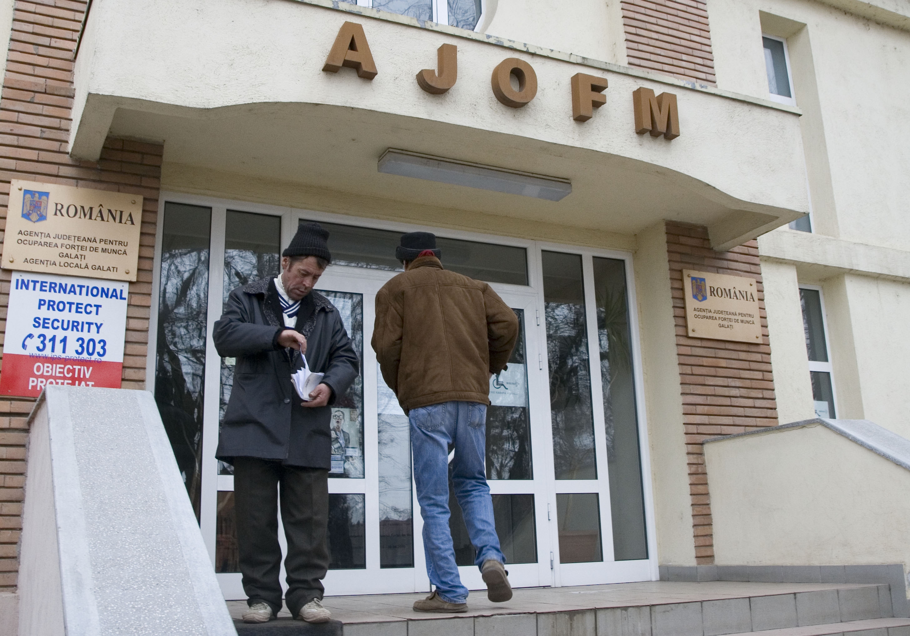 Peste 18.500 de gălăţeni n-au avut ce sărbători de Ziua Muncii 