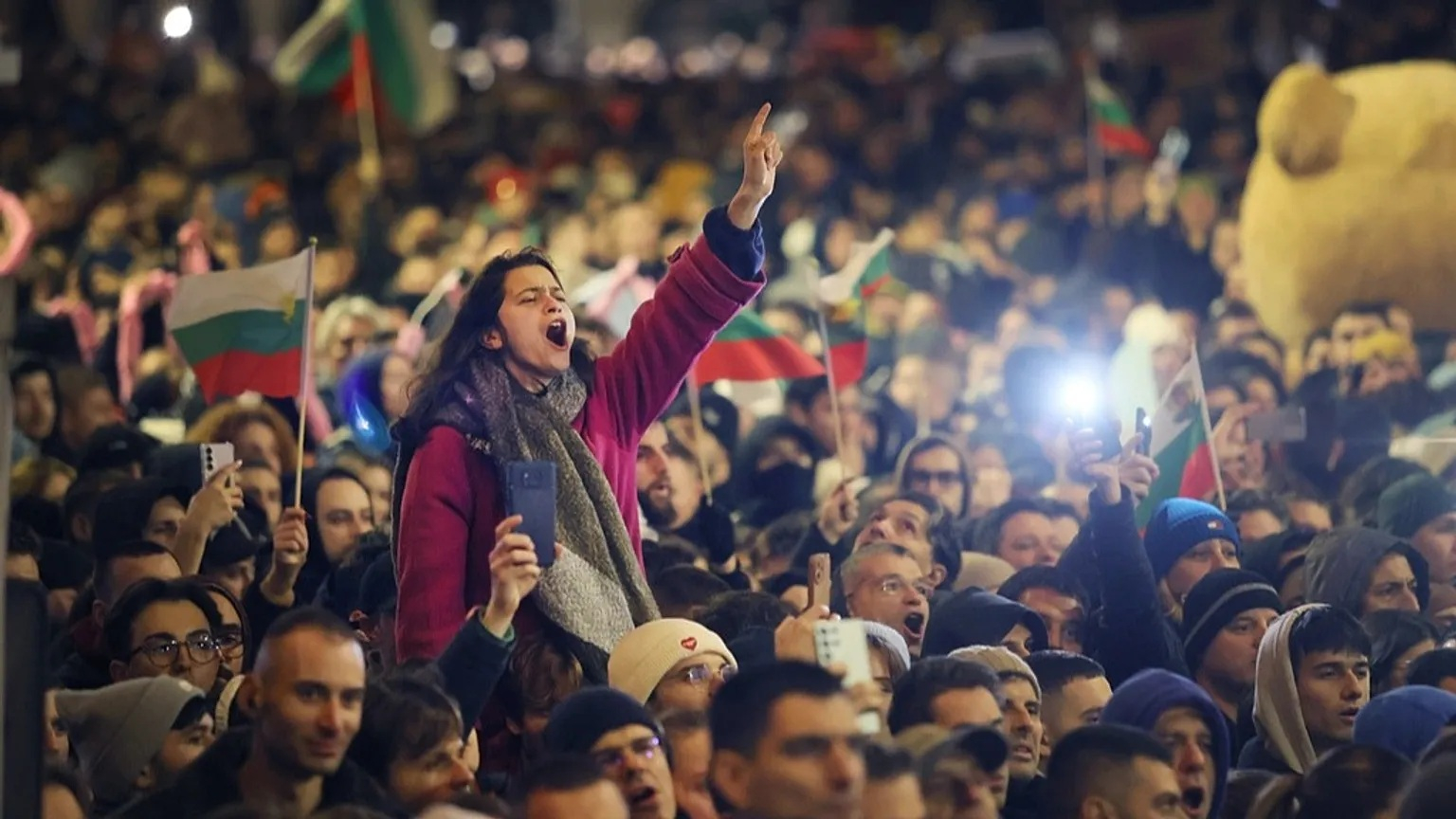 Guvernul Bulgariei, dat jos de protestatari