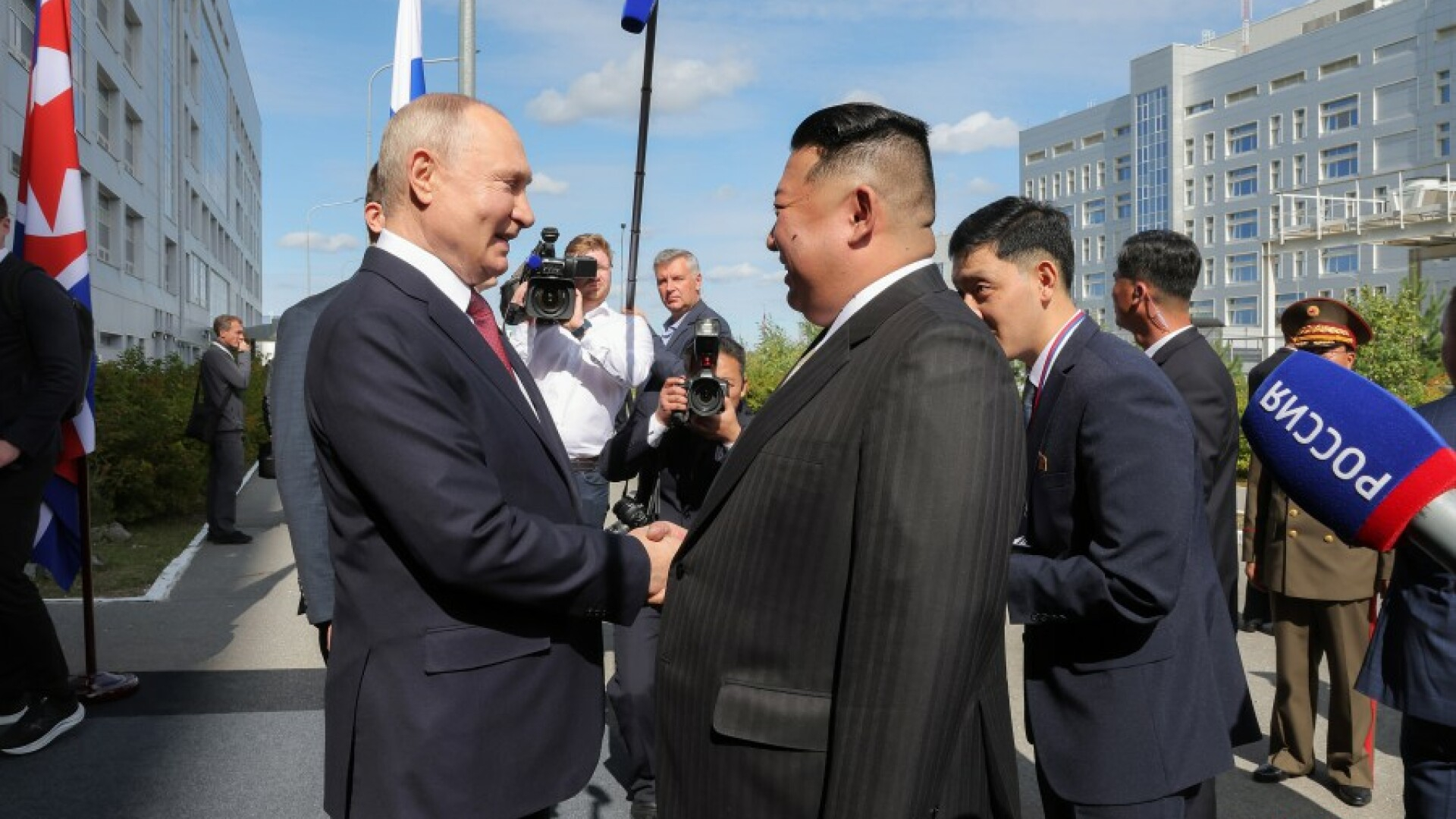 Putin promite ”marea cu sarea” în Corea de Nord