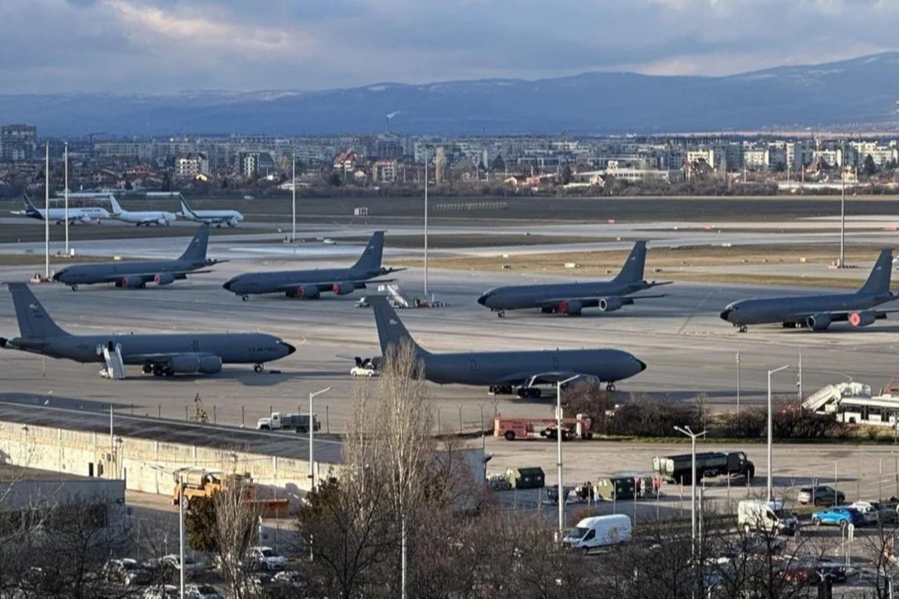 Zboruri civile suspendate pe aeroportul din Sofia