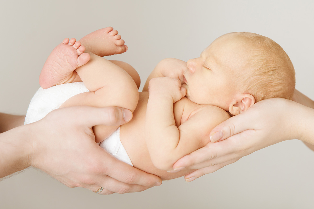 Mii de familii sprijinite prin programul de fertilizare in vitro